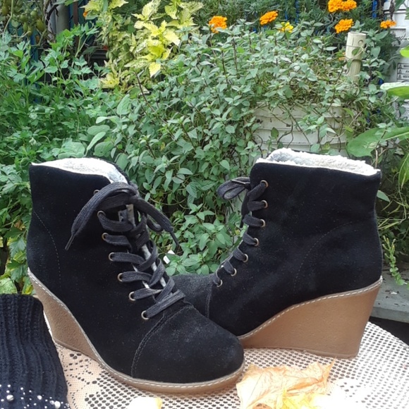 Design Lab Lord & Taylor Shoes - 📥 SALE💥3XHP⛄Warm cozy booties